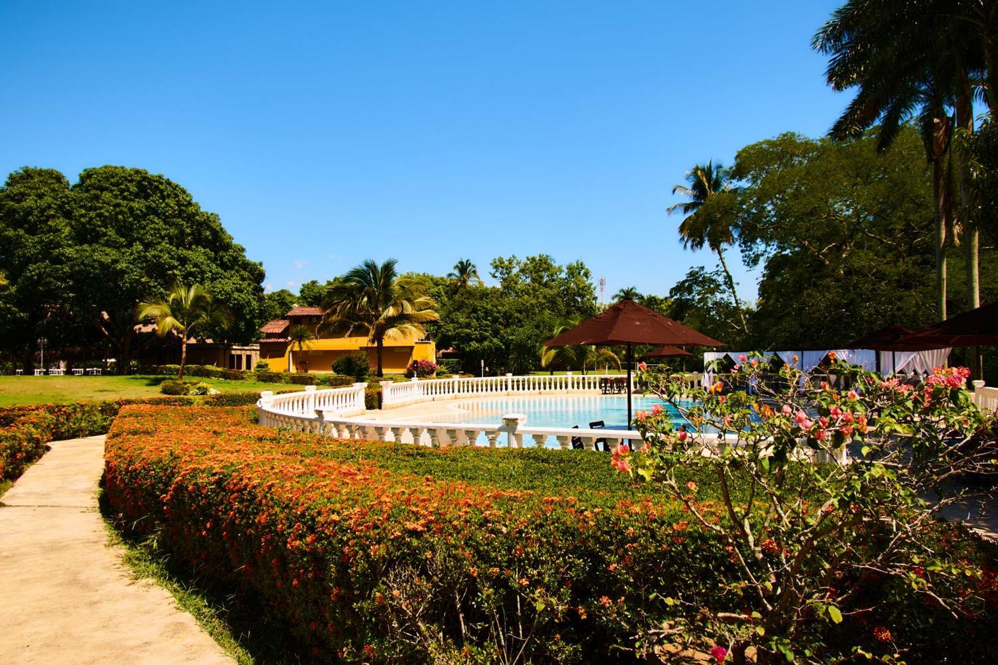 La Iguana De Santa Fe By Bernalo Hotels Santa Fe de Antioquia Eksteriør billede